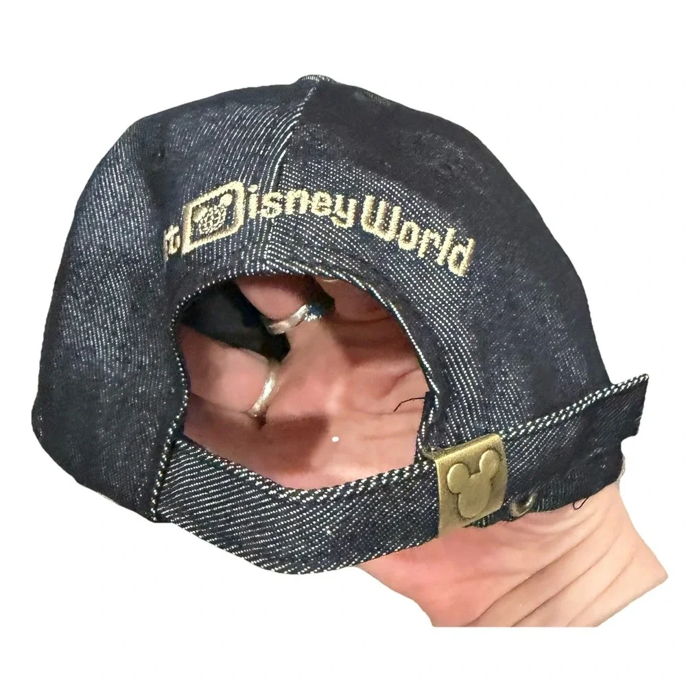 Disney World Mickey Mouse Vintage Look Trucker Hat Adjustable Adult Cap